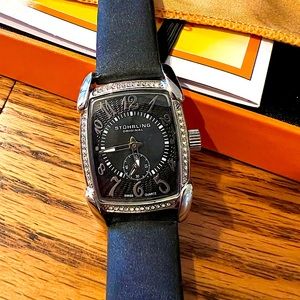 Women’s Stührling Dress Watch. Outer crystals. Like new. New battery.